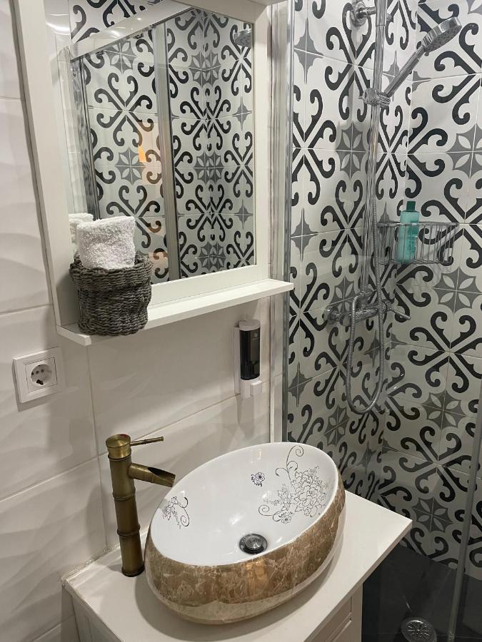 Apartamento Tres Peces - Madrid Centro Екстериор снимка